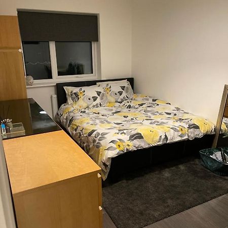 New Modern King Size Room With Ensuite And Parking Manchester Kültér fotó