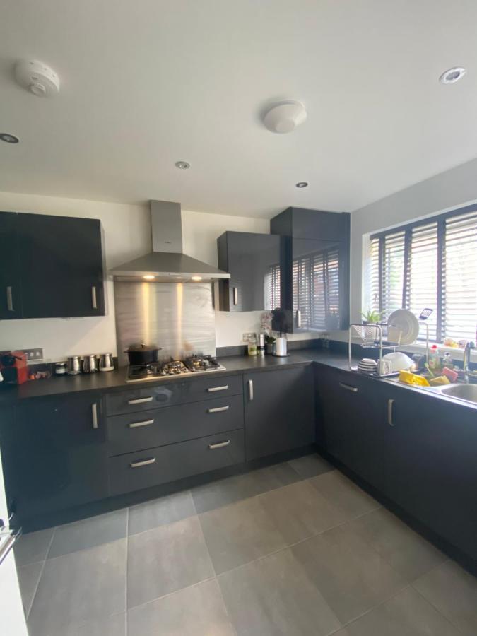 New Modern King Size Room With Ensuite And Parking Manchester Kültér fotó